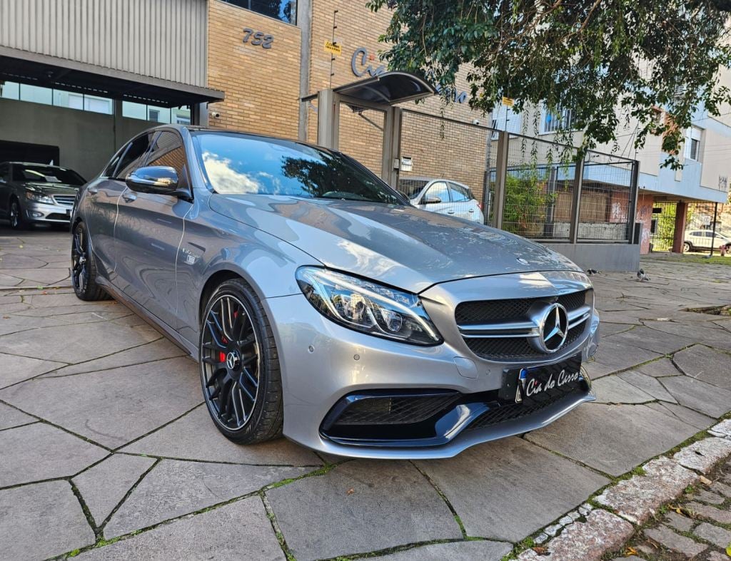 Mercedes Benz C63S AMG 2015 - foto 1